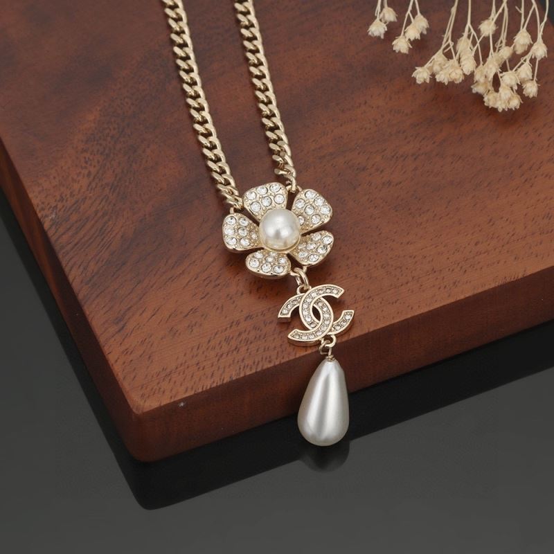 Ch**el necklaces